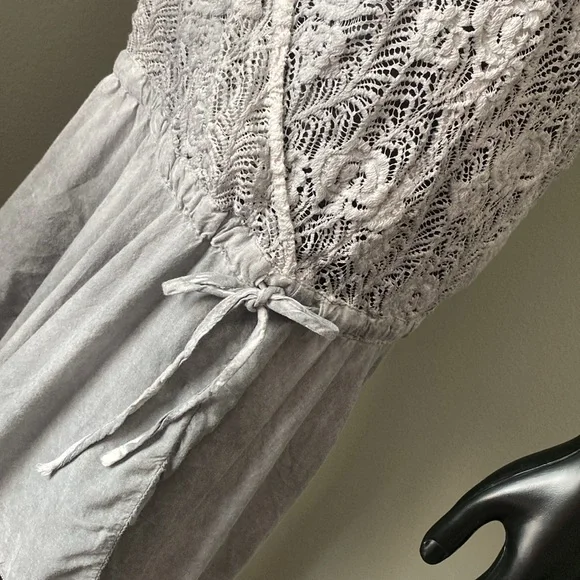 Monoreno Gray Ombre Lace Dress Top - Picture 6 of 13
